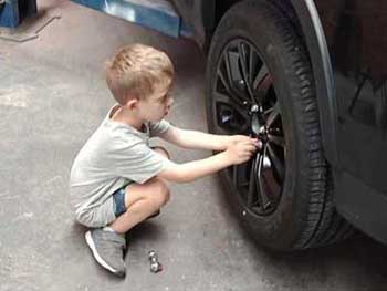 team of brake caliper painting experts